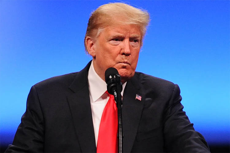 Trump says 'Hang tough,' trade war 'won't be easy'