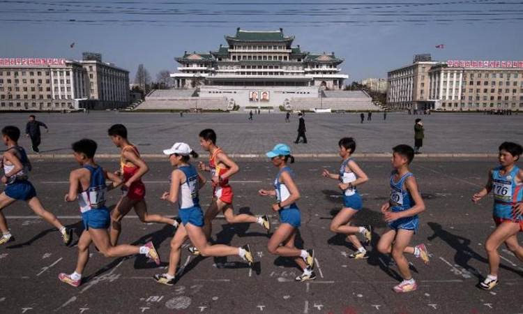 Foreign runners in Pyongyang for marathon: N.Korea