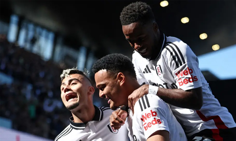 Fulham beat Liverpool 3-2 to end 26-game unbeaten Premier League run