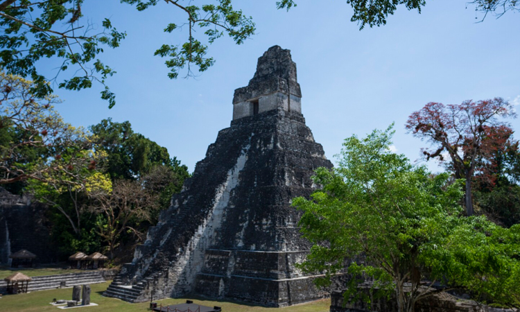 Teotihuacan altar found at Guatemala Maya site