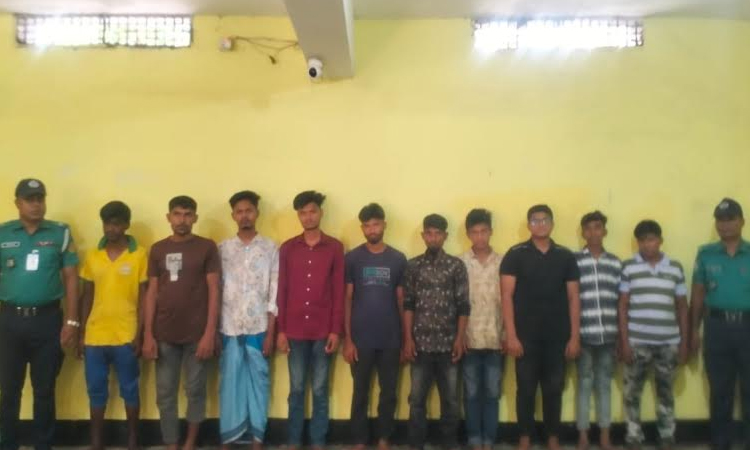31 arrested over vandalism, looting Bata show room, others in Khulna