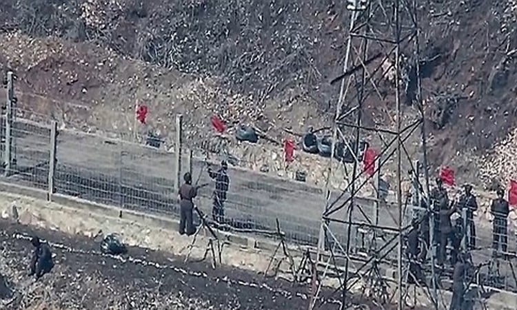South Korea fires warning shots as North Korean troops briefly cross border