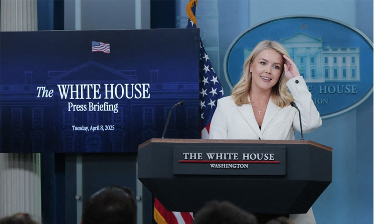 Judge orders White House to restore AP access