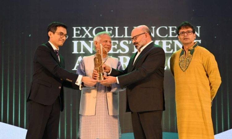 bKash honoured with Excellence in Investment Award-2025