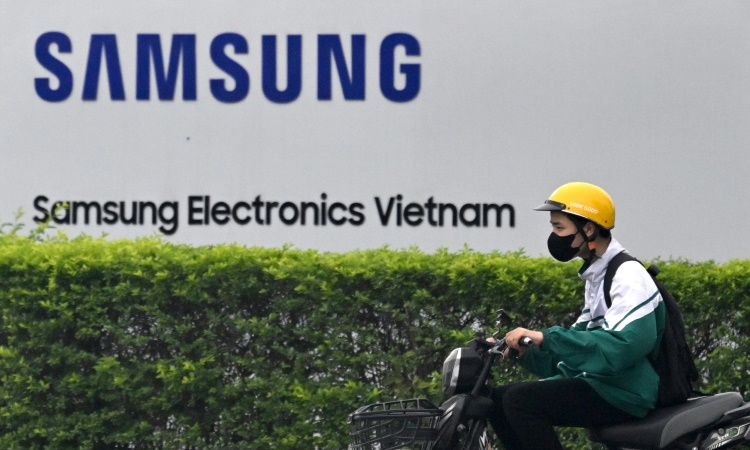 Samsung under pressure as US tariffs rattle South Korean economy