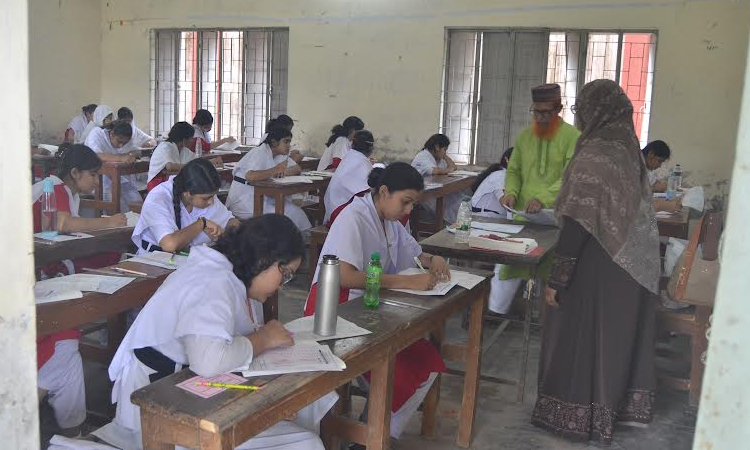 SSC examinations under Jashore Board begins peacefully