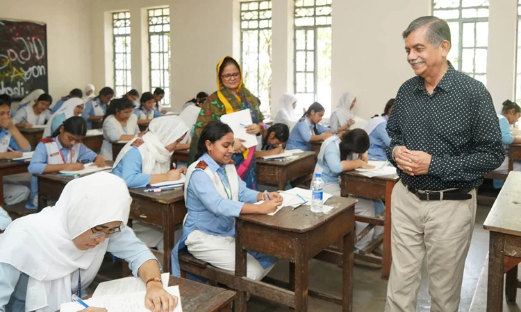 Education Adviser visits SSC, equivalent exam centres