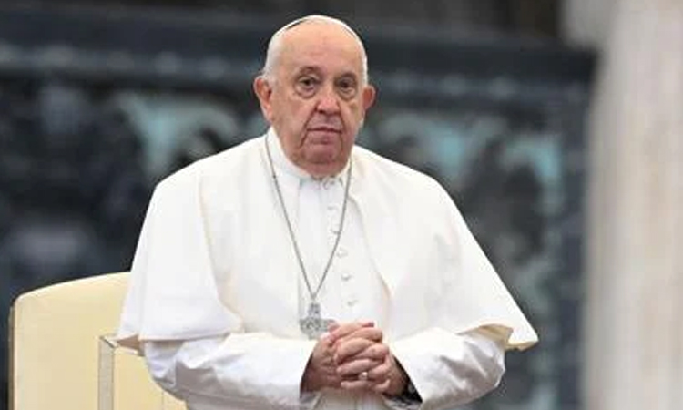 Recovering pope 'happy' to get out and about: Vatican