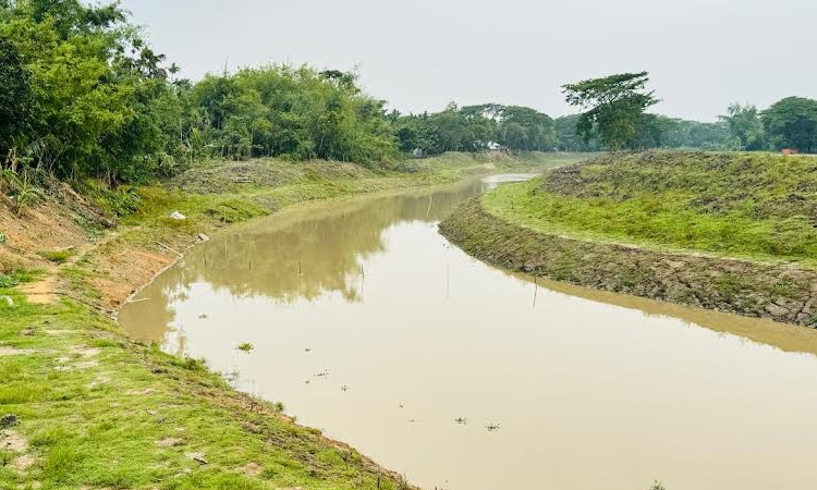 Swai River re-excavation underway in Mymensingh