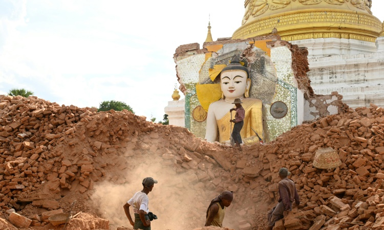 Myanmar marks new year festival mourning quake losses