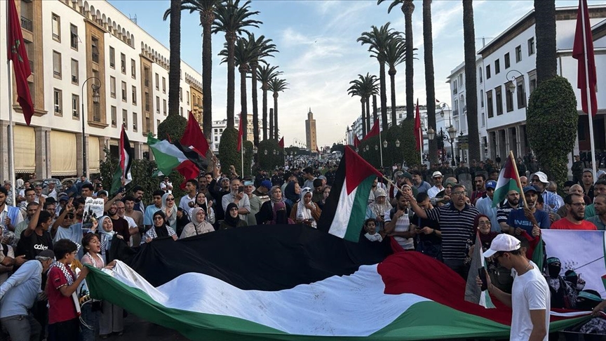 Moroccans demonstrate in support of Palestinians