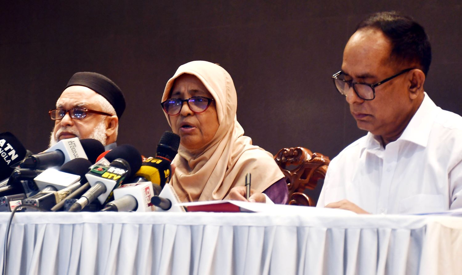 864 dead, 14,000 wounded in July uprising: Health Adviser 