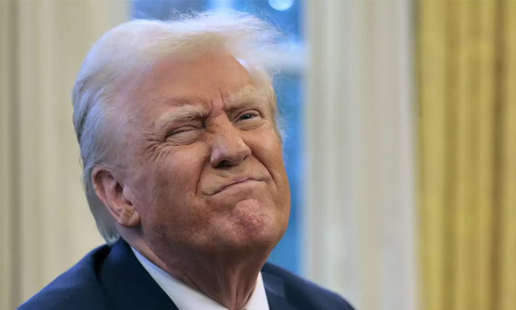 US judge halts Trump move to revoke 500,000 immigrants' legal status