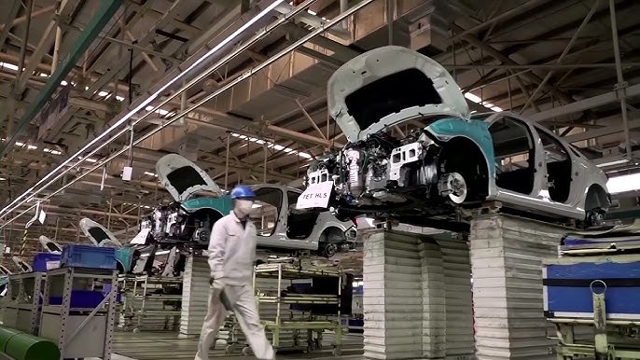 China says industrial output rose 6.5% in Q1, up from previous quarter