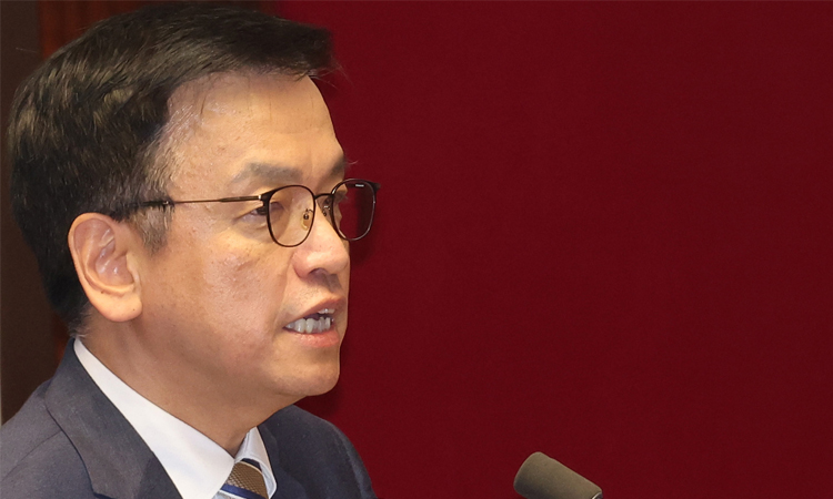 South Korea finance minister to meet US counterpart to talk tariffs