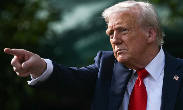 Trump signs order aimed at lowering drug prices