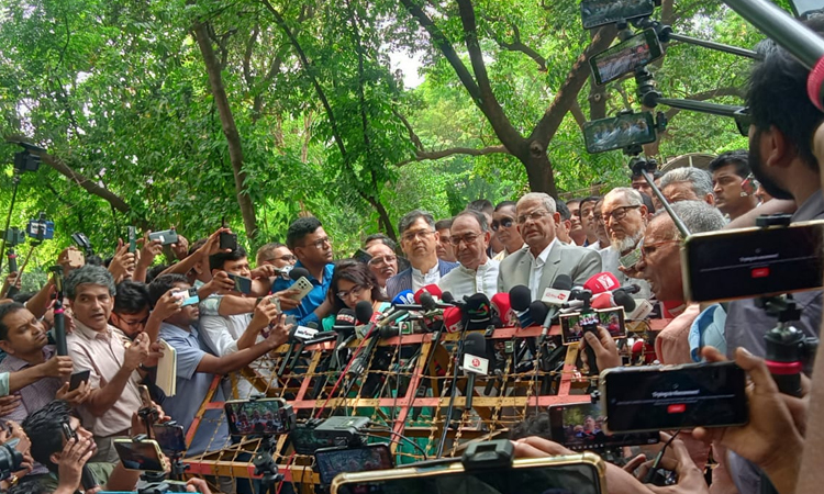 BNP seeks national polls by Dec, Fakhrul tells CA