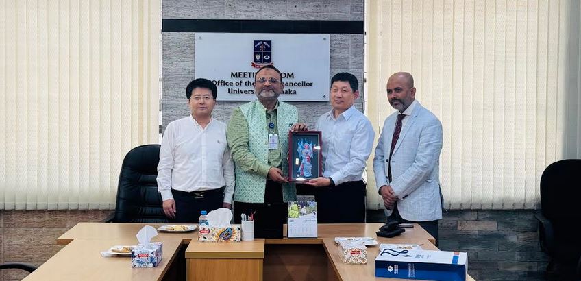 Power-China delegation meets DU VC