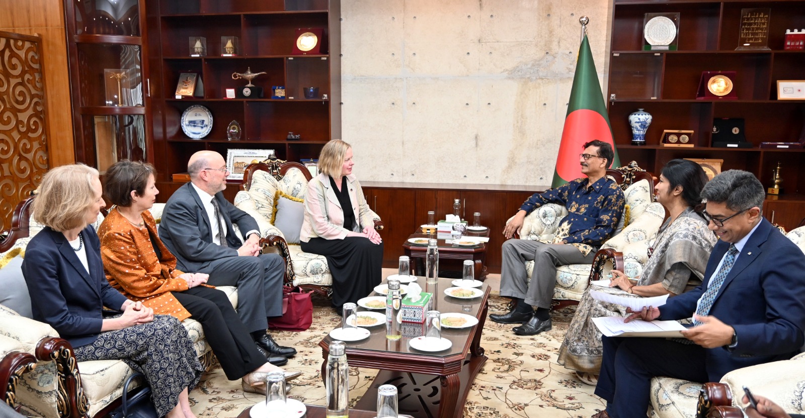 US delegation discusses reforms, elections, Rohingya issue: FS