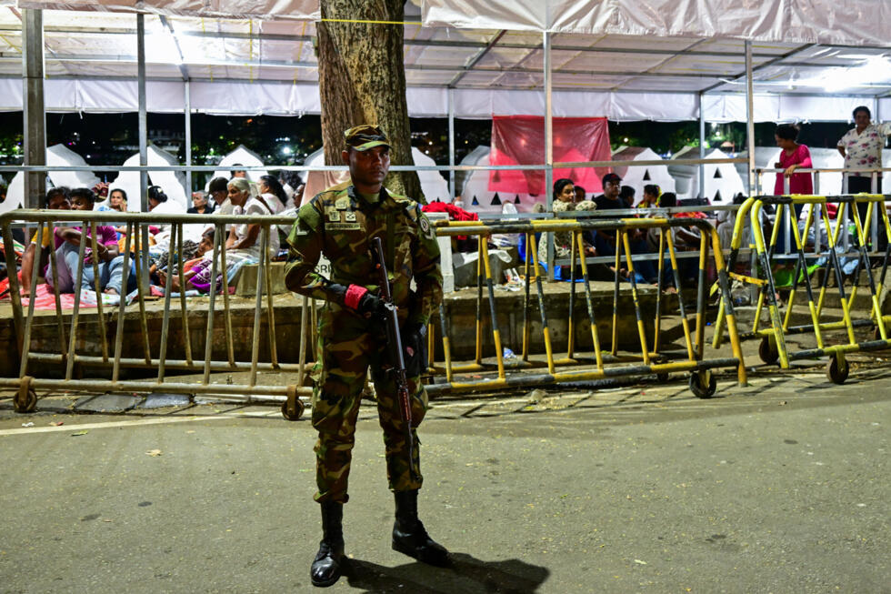 Sri Lankans throng to Kandy for rare display of Buddhist relic