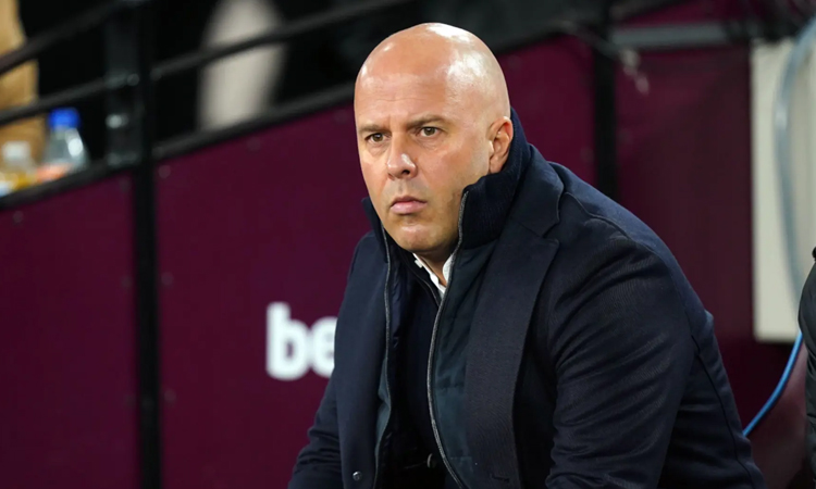 No need for big changes at Liverpool, says Slot