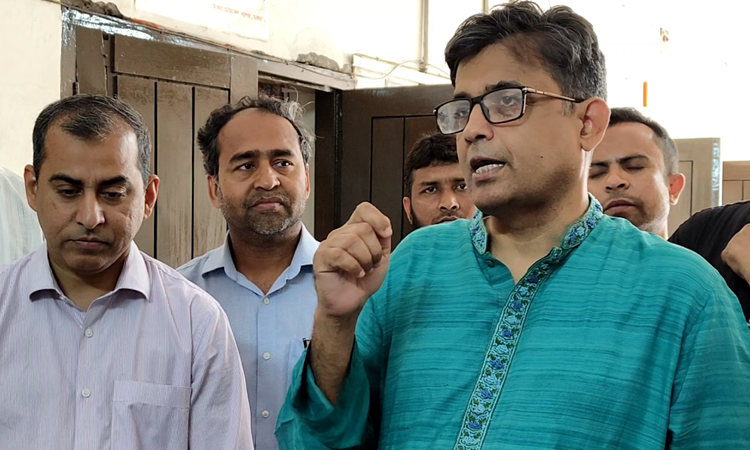 Alam refutes rumours of Magura Medical College closure