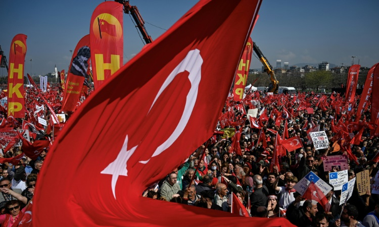A month after Istanbul mayor arrest, spirit of protest lives on