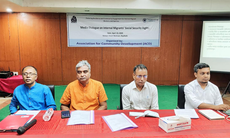 Journo roles vital to protect internal migrant workers' rights