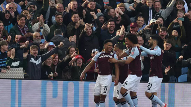 Villa rout Newcastle to rekindle bid to reach Champions League