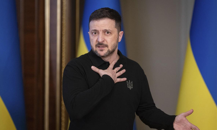 Zelensky says Russian attacks ongoing despite Putin's Easter truce