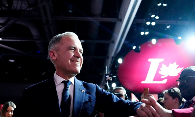 The race to lead Canada: former central banker vs veteran politician