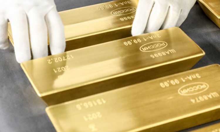 Gold price hits fresh all-time high surpassing $3,400 per troy ounce