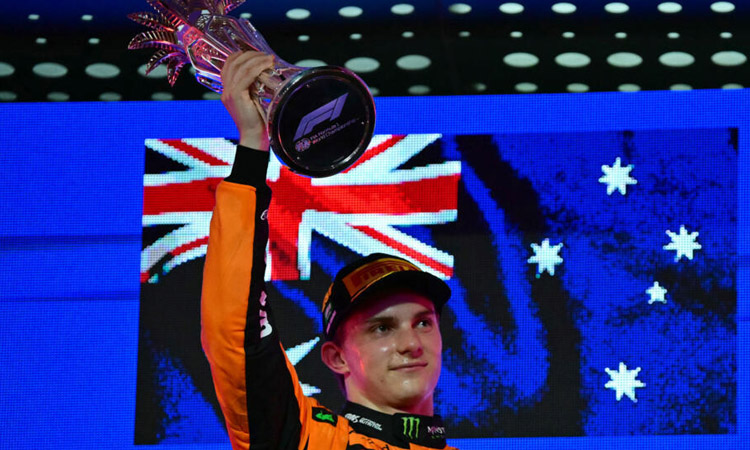 Oscar stars, Max keeps mum, Sainz alive - Saudi GP talking points