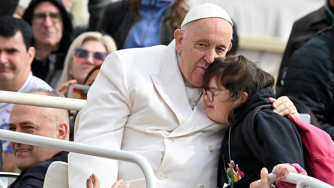 A great man has left us', says Italy's Meloni on pope's death