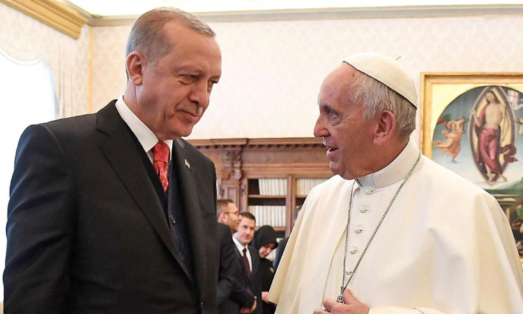Turkey's Erdogan hails pope for pushing interfaith dialogue