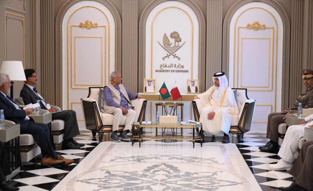 Qatar defence minister meets Chief Adviser 