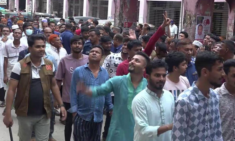 Bail to 44 AL men denied in Lakshmipur 