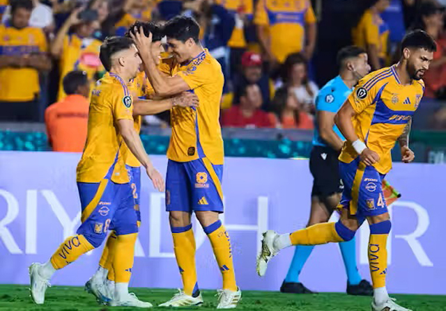 Tigres fight back for draw with Cruz Azul in CONCACAF semi