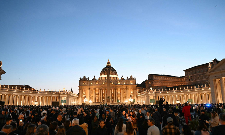 Nearly 50,000 mourners so far have paid respects to pope: Vatican