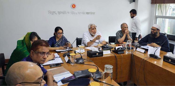 Govt decides to suspend lease of 17 stone quarries