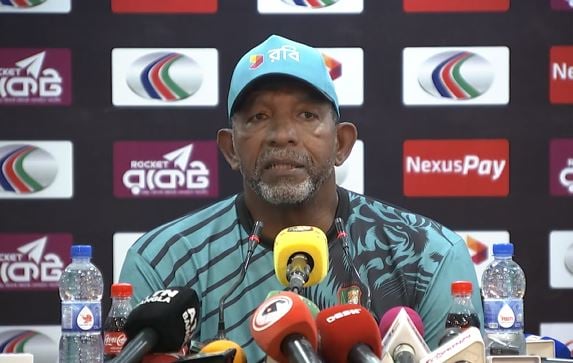 We need to show improved performance to win 2nd Test: Simmons