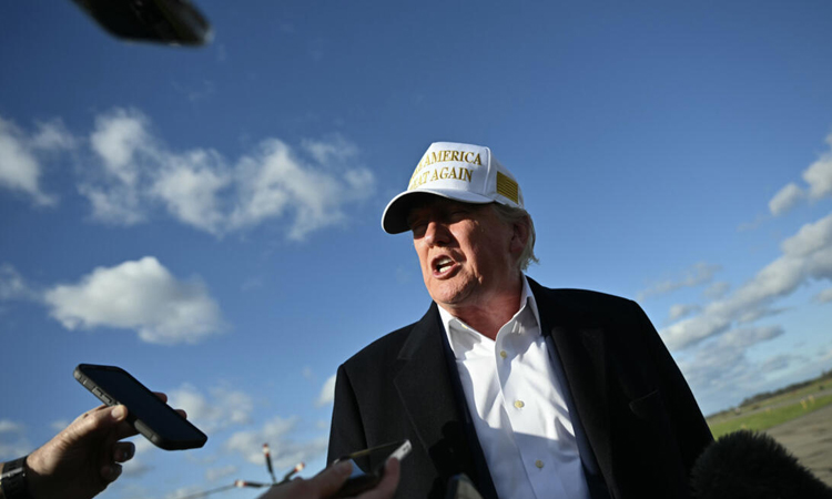 Trump tells Putin to 'stop shooting' and make a deal