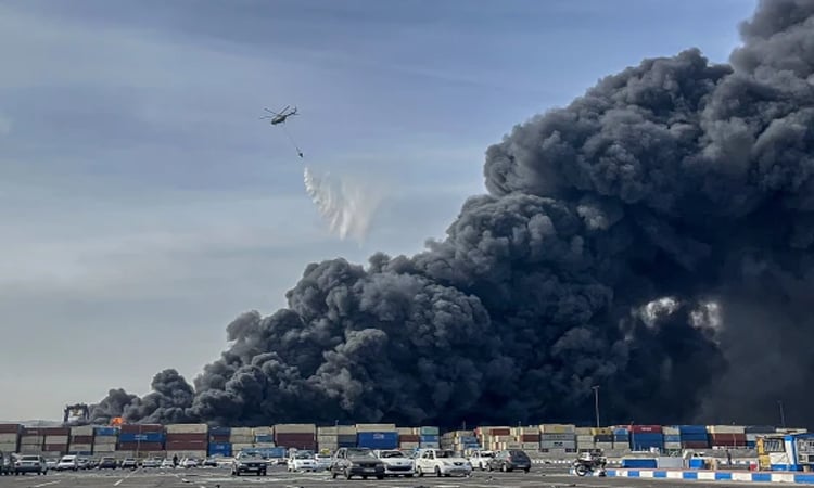 Fires rage 2 days after Iran port blast killed 40