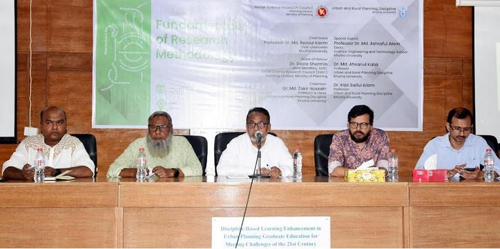 KU VC stresses modern tech use, advanced methods for quality research