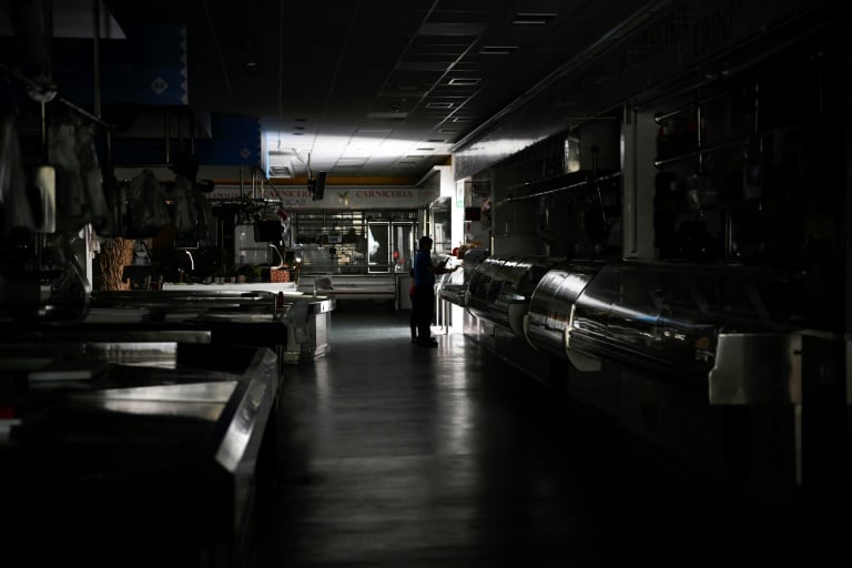 Spain brought to a halt by huge blackout