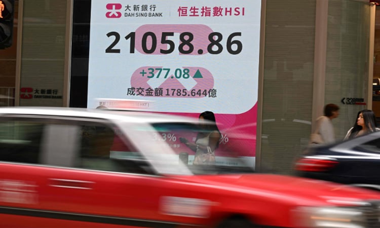 Markets rise as traders gear up for earnings, key jobs data