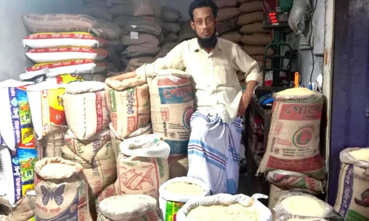 Rice price declines by TK 6-10 per kg