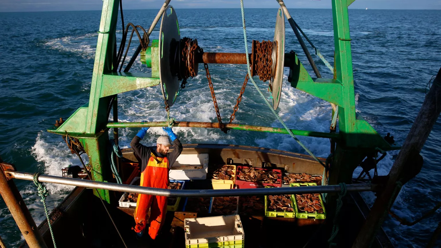 France, Germany and Italy failing to stop destructive fishing: NGOs