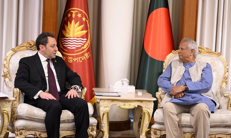 CA agrees to enhance connectivity with Baku, seeks Azerbaijanian investment 