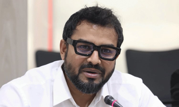 DNCC says ‘no’ to battery-run rickshaw in main roads